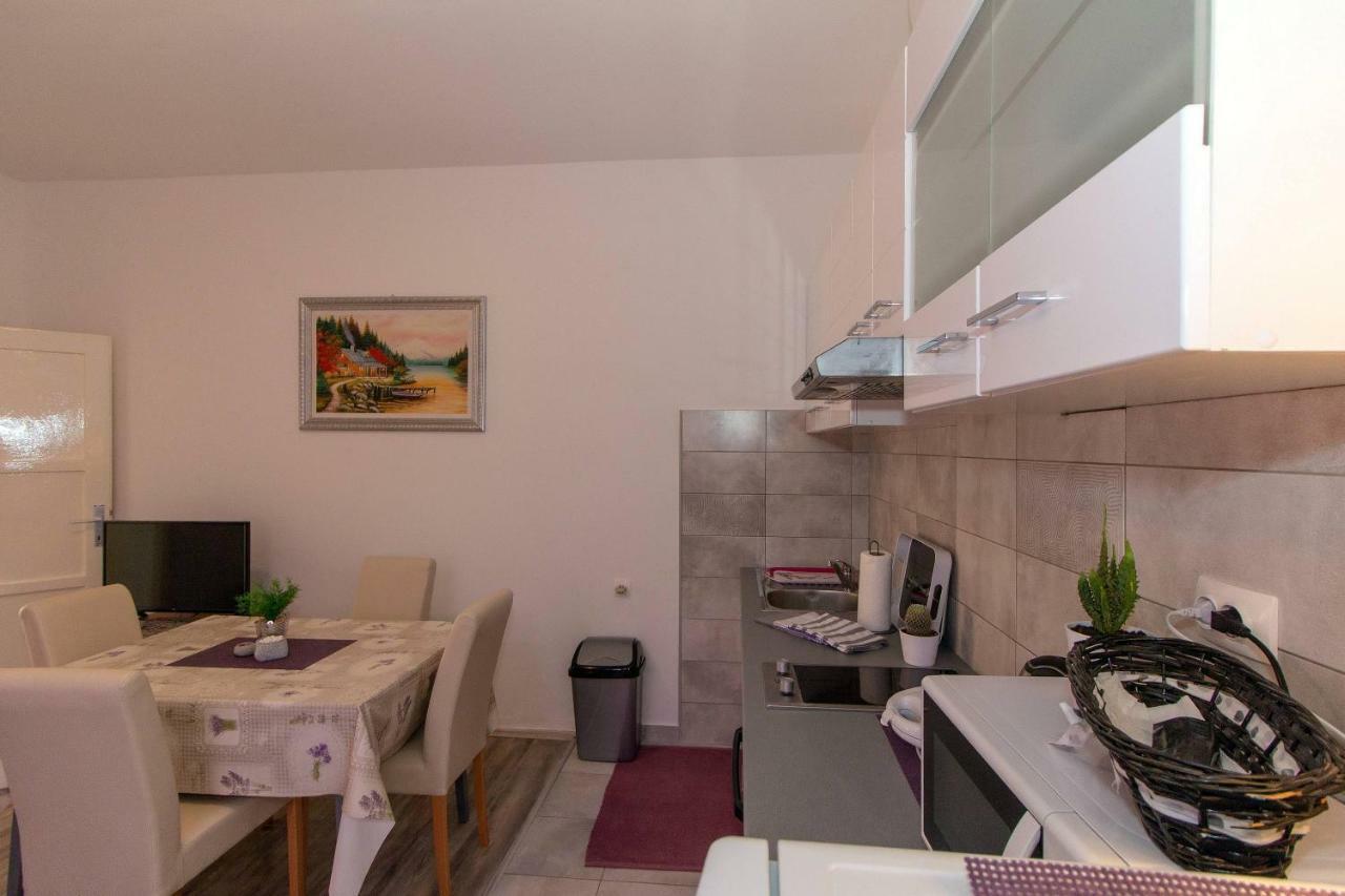 Apartman Borna ซาดาร์ ภายนอก รูปภาพ