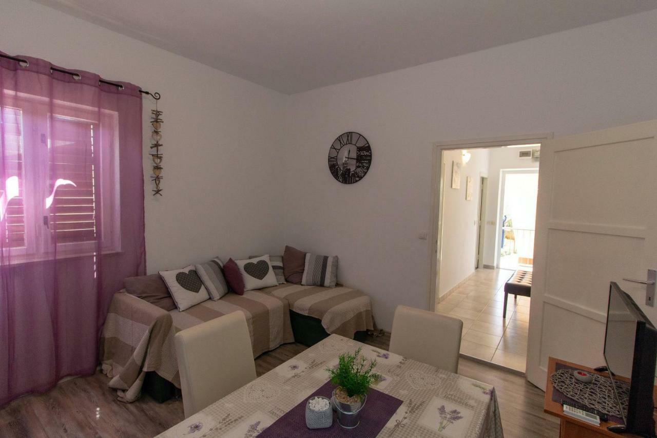 Apartman Borna ซาดาร์ ภายนอก รูปภาพ