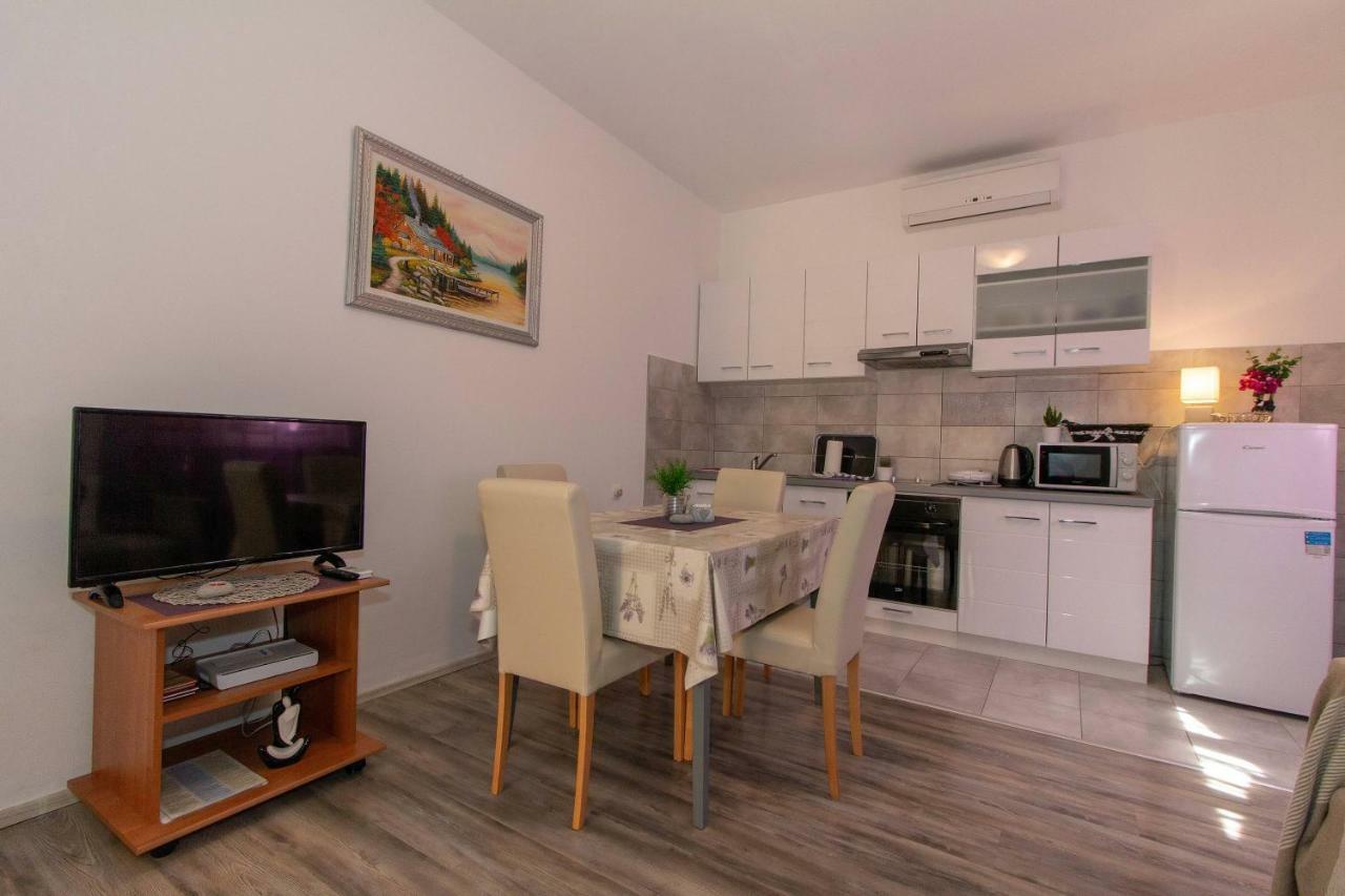 Apartman Borna ซาดาร์ ภายนอก รูปภาพ