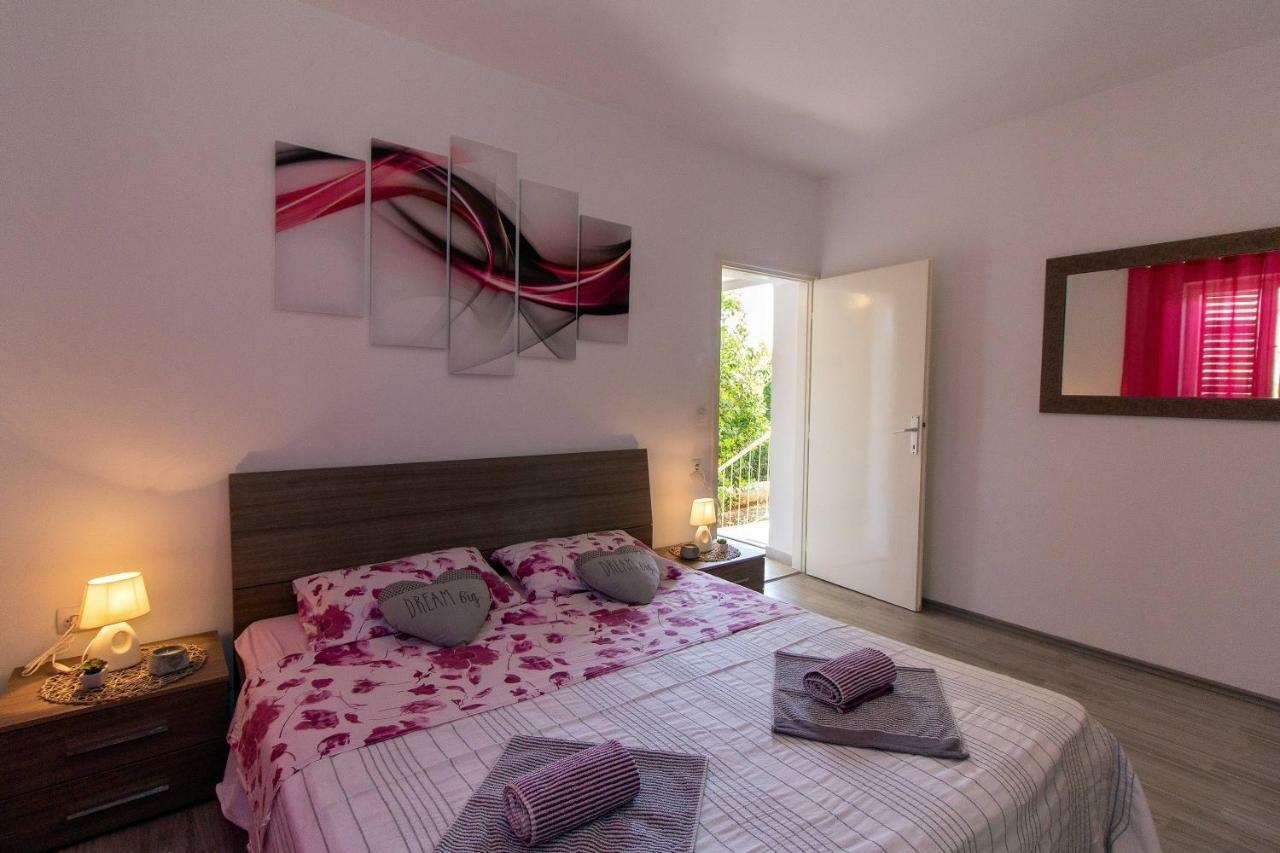 Apartman Borna ซาดาร์ ภายนอก รูปภาพ